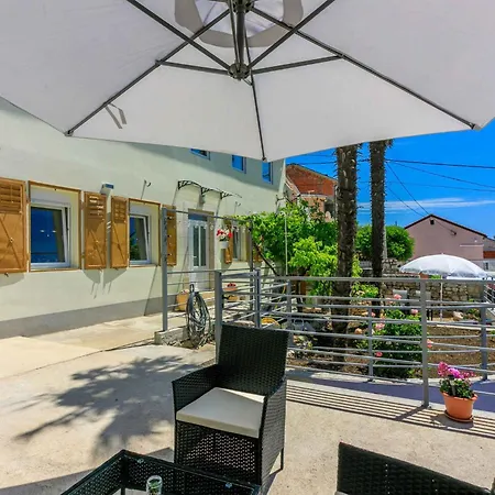 In 41691 * Crikvenica